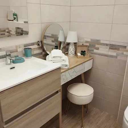 La Dama Dei Fiori Apartamento
