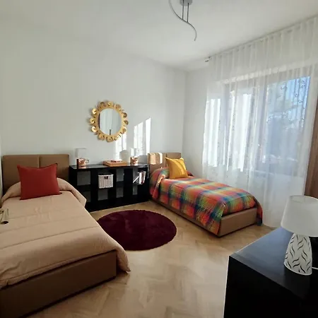 La Dama Dei Fiori Apartamento